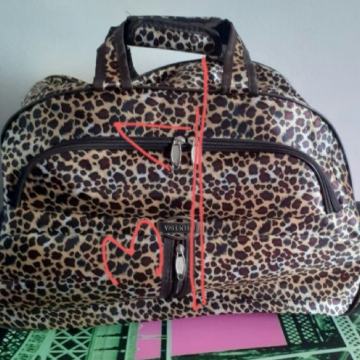 putna torba na kotace