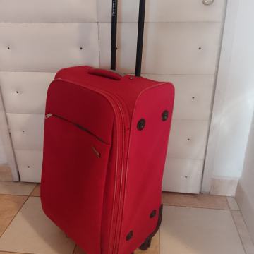 Putni kofer 40x60x30 kvaliteta ispravan i lijep