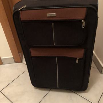 Putni Kofer | 60 x 40 x 22 | Ispravan | 20 € cijena