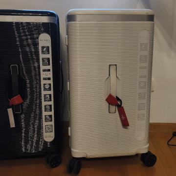 Putni koferi - crni i bijeli