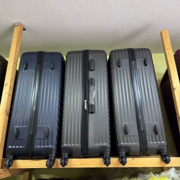 RADPRODAJA VELIKIH KOFETA