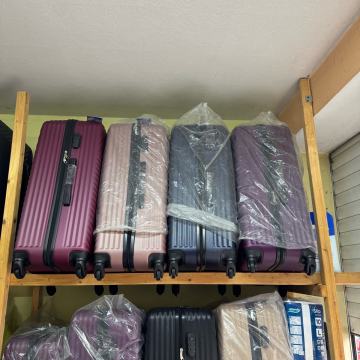 RASPRODAJA VELIKIH KOFERA