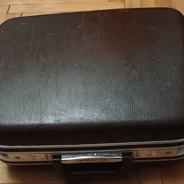 RETRO KOFER ZA KOZMETIKU