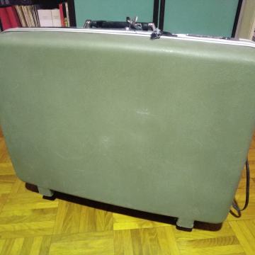 Safari vintage čvrsti putni kofer s ključem na kotačima