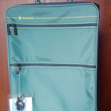 Samsonite light Space Track kofer