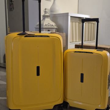 Samsonite*SET*NOVO* Essens spinner veličine M(69)+ cabin luggage(55)