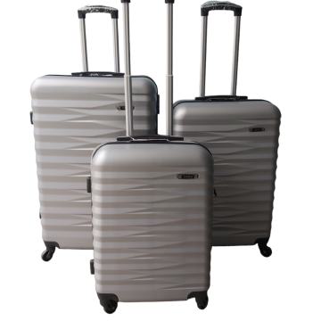 Srebrni set kofera-mogu se kupiti i pojedinačno