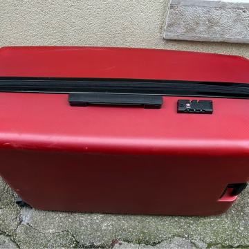 VELIKI LAGANI KOFER 70x50x30