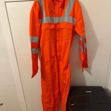 Muško radno odijelo/kombinezon NOVO br. 46