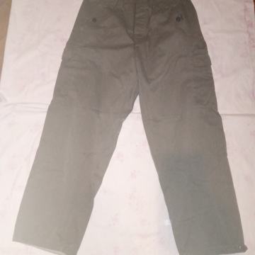 Hlače muške zelene