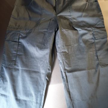 Muške radne hlače na remen