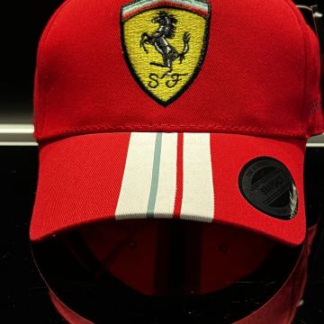 FERRARI- VISOKOKVALITETNA ŠILTERICA-UNISEX- ( CRVENA )