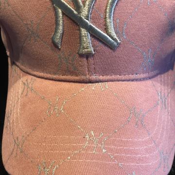 NY - BASEBALL ŠILTERICA ( BOJA STARE CIGLE-NY )