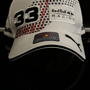 RED BULL/MOTO GP 33 ŠILTERICA TRKAĆA BEJZBOLSKA KAPA-VRHUNSKA-BIJELA