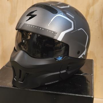 Scorpion Exo Combat Evo S NOVO NE KORIŠTENO U KUTIJI