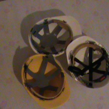 ZAŠTITNA RADNA KACIGA - 3 KOMADA