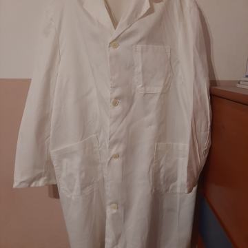 Nova radna bijela kuta