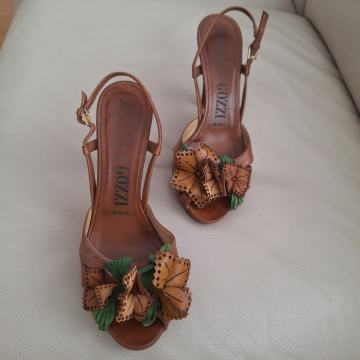 ALBERTO GOZZI kozne sandale br 36