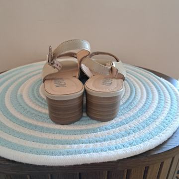 Alpina kozne sandale sa cipkom 37,5