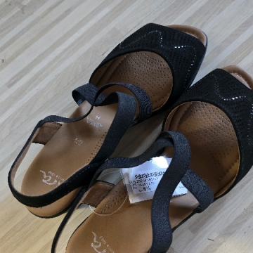 Ara sandale broj 40 ili 6,5