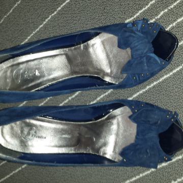 Bata cipele br. 40