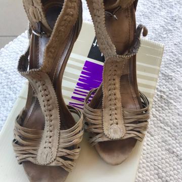 BATA kožne suede sandale