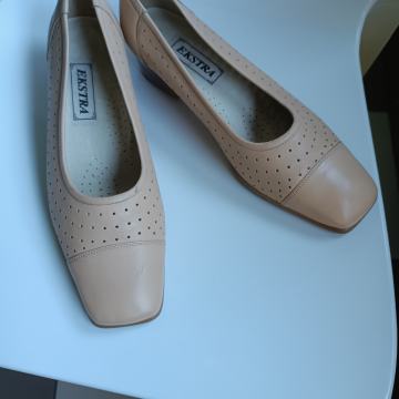 BEŽ KOŽNE TALIJANSKE SANDALE 39