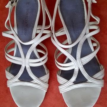 BIJELE SANDALE - VEL.38