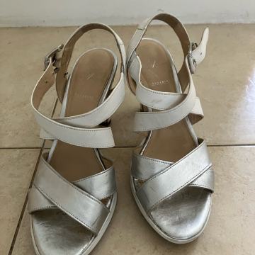 Bijele ženske sandale, Lazzarini, br.39