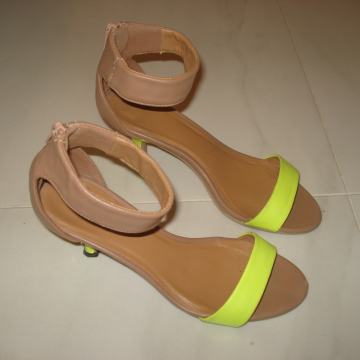 Boja kože sandale br.36