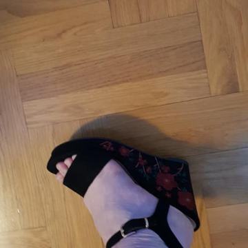 Novo br38 cijena 90kn