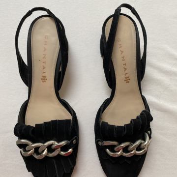 Chantal crne sandale od brušene kože s kopčom i blok petom br 38