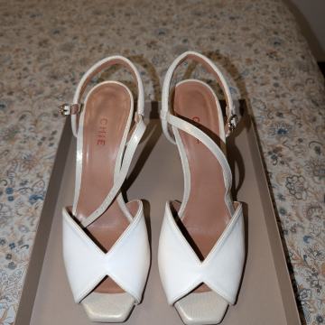 NOVO Chie Mihara svečane bijele cipele / sandale br.38 NIKAD NOŠENE!