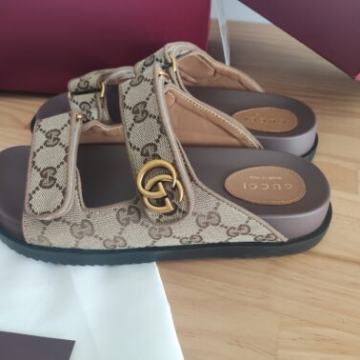 Cipele Japanke, sandale Gucci, prirodna koža