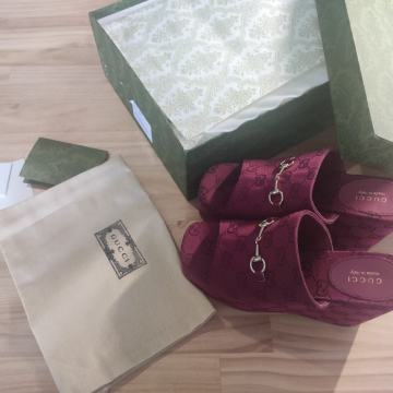 Cipele Japanke, sandale Gucci, prirodna koža