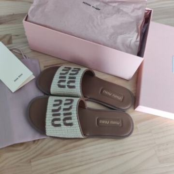 Cipele Japanke, sandale Miu Miu, prirodna koža