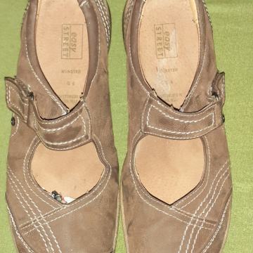 Cipele sandale easy street broj 39