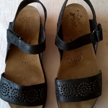 CRNE KOŽNE SANDALE "IMAC" - VEL.38