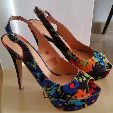 DICHA! DRAGI SVI! KOŽNE %LJETNE POGODNOSTI%NOVE..ODLIČNA PRILIKA