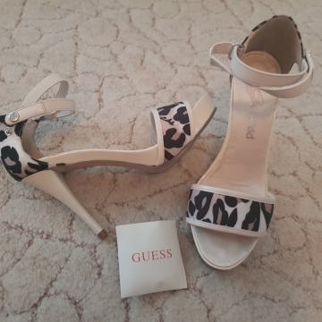 GUESS sandale, cipele na petu