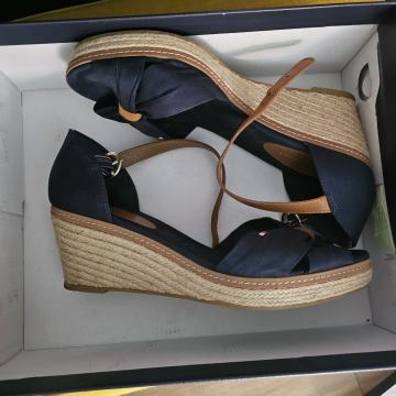 Hilfiger sandale original 40