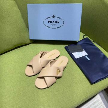 Japanke, sandale Prada, koža, na skladištu