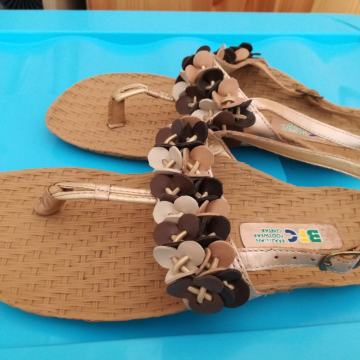 Japanke / sandale, vel. 39