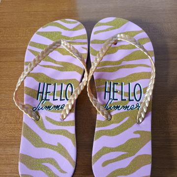 JAPANKE I NATIKACE ZENSKE