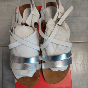 Kickers ženske anatomske sandale, White Argent Metal 31, 40 EU - NOVO!