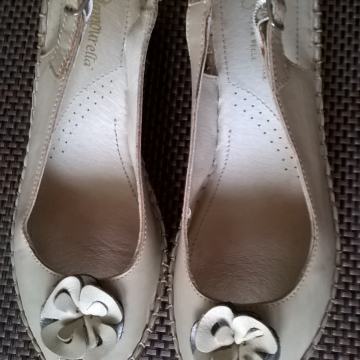 KOŽNE BEŽ SANDALE - VEL.39