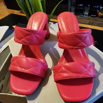 KOŽNE NOVE SANDALE TAMARIS