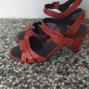 Kožne ženske sandale br 38