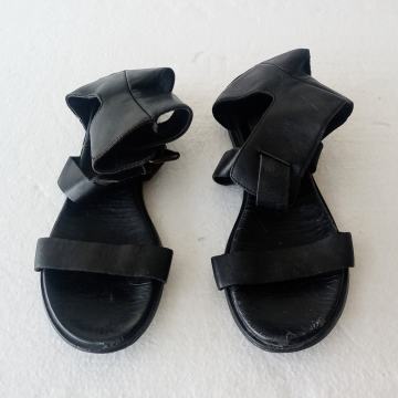 Lavorazione Artigiana crne sandale od prave kože/ vel. 40