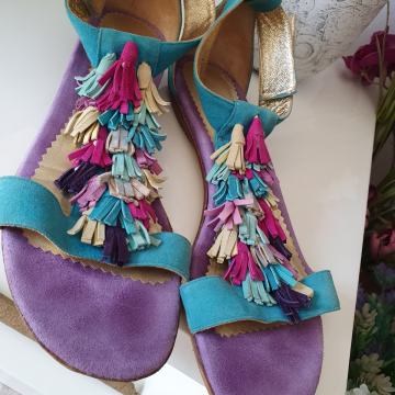 Ledenko kožne sandale